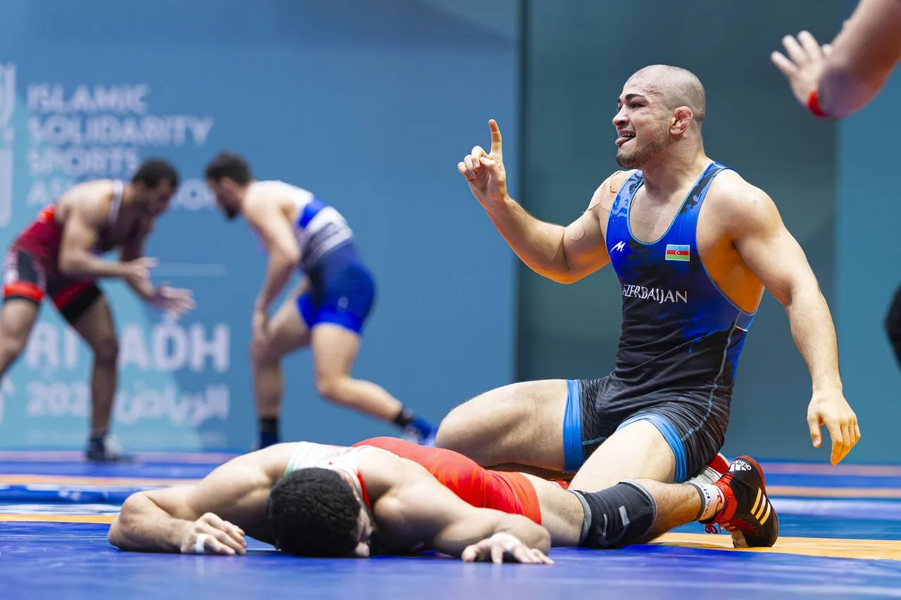 تحلیل اتحادیه جهانی کشتی از شکست کامران قاسم‌پور