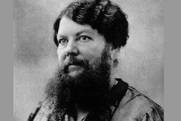 توصیف عجیب مظفرالدین شاه از مواجهه با زن ریش‌دار؛ دو قبضه ریش‌ داشت و سبیل هم داشت!