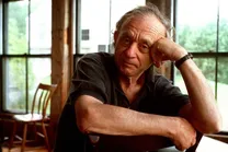 فردریک وایزمن؛ مستندساز برجسته که بدون راوی و بدون مصاحبه آمریکا را از پشت دیوار نهاد‌ها فیلمبرداری کرد