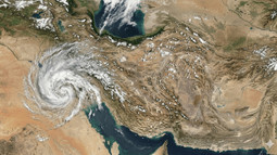 سامانه قدرتمند بارشی به مرز‌های ایران رسید