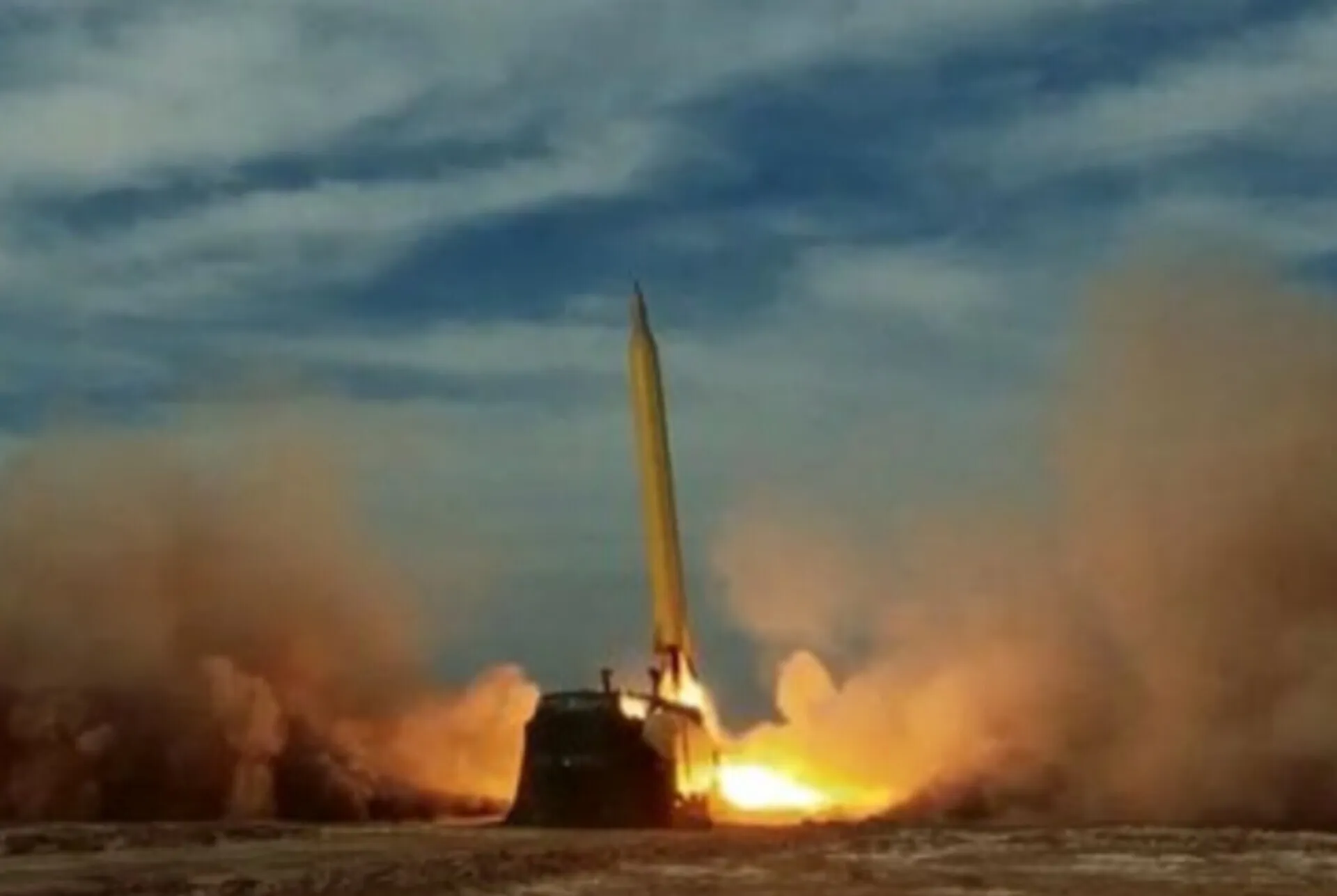 شلیک موشک از یمن به‌ سوی اراضی اشغالی؛ فرودگاه «بن‌گورین» بسته شد