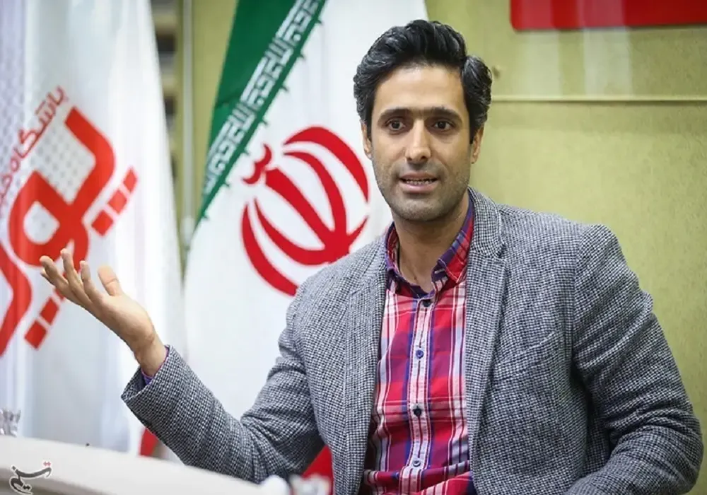 (عکس) قرار دعوای جواد قارایی و یک سلطنت‌طلب در حصارک کرج!