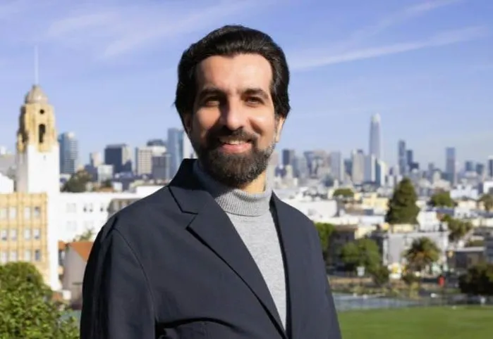 وحید عابدینی استاد برجسته ایرانی در آمریکا بازداشت شد