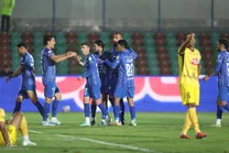 استقلال با شکست فجر سپاسی به صدر جدول لیگ بازگشت