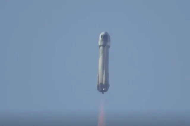 صدمین زن به فضا رفت؛ امیلی کالاندری کیست؟