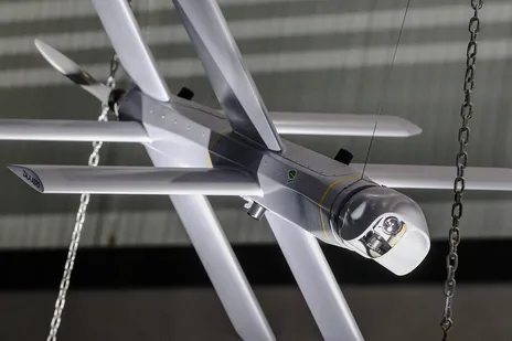 مهمات پرسه‌زن؛ سلاح هوشمند سپاه برای کنترل دریا و آسمان و نماد گذار به نسل جدید جنگ‌افزار‌های هوشمند