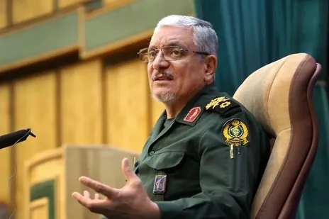 سردار طلایی‌نیک: تنگه هرمز در کنترل کامل ایران است