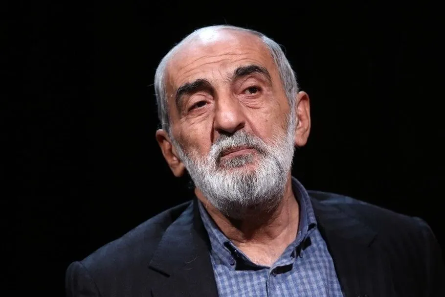 انتقاد شریعتمداری از دولت: چرا از NPT خارج نمی‌شوید، دیگر منتظر چه هستید؟!